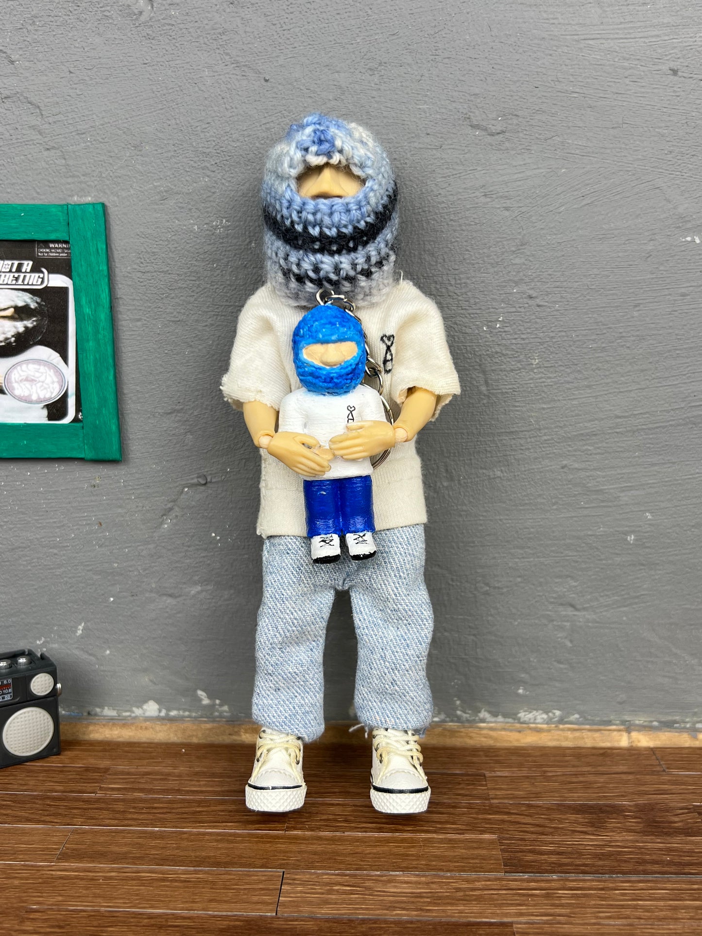 handpainted alleini key-chain figurine *collectors 1st edition*